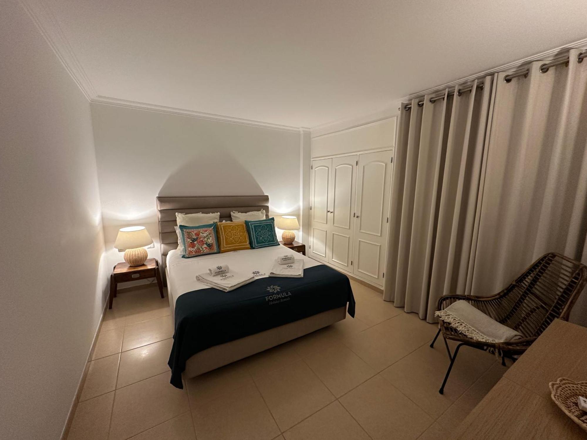Marina Mar By Fhr Piscina Parking Apartment Quarteira Luaran gambar